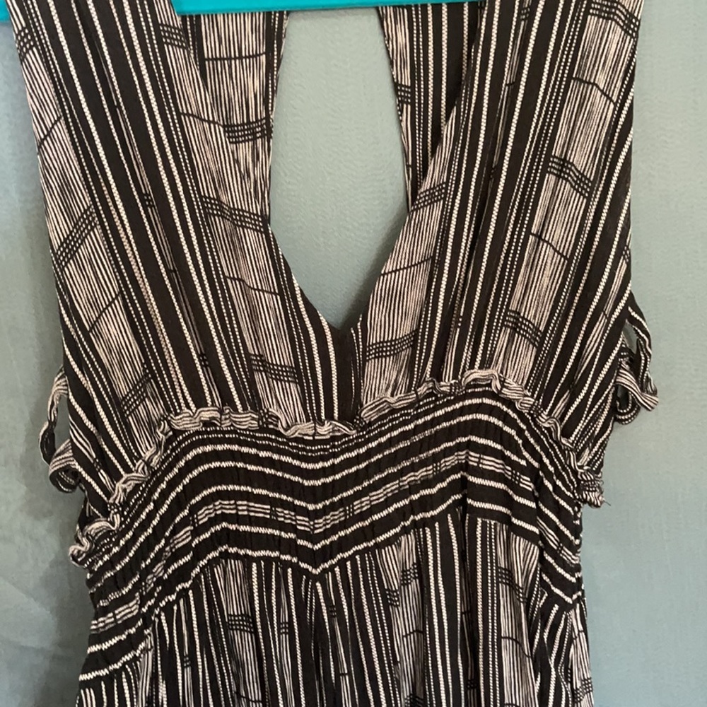 Flowy Romper - image 6